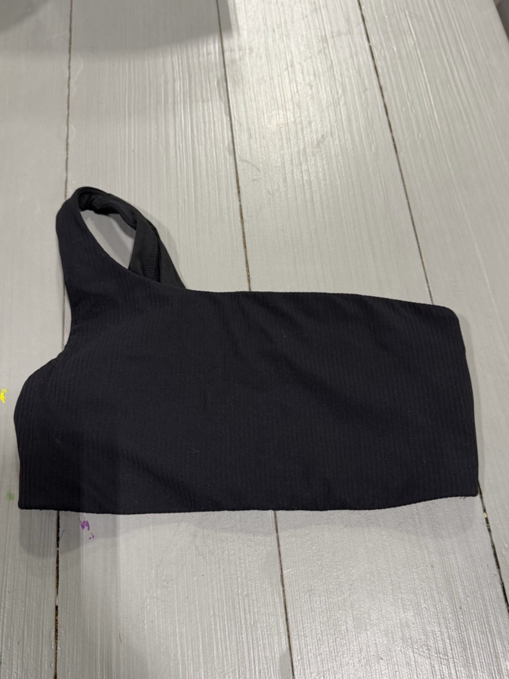 lululemon athletica Black One-Shoulder Sports Bra